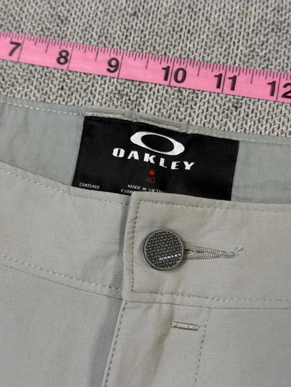 Oakley Men's Size 40 Light Gray Shorts New